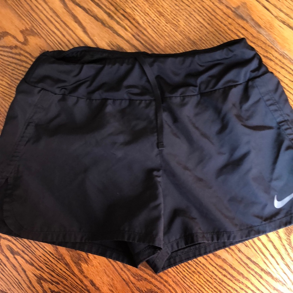 Black Nike shorts
